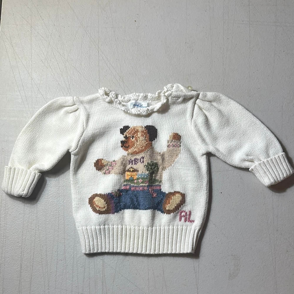 Vintage Ralph Lauren size 6M White Sweater with Bear Design